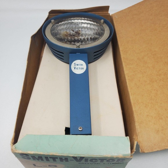 Vintage Smith-Victor Model L-5 Compact Movie Light 962 GE Beam Tested Retro - Picture 7 of 11